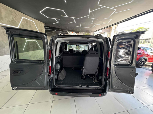 Fiat Doblo 1.8 MPI ESSENCE 16V FLEX 4P MANUAL