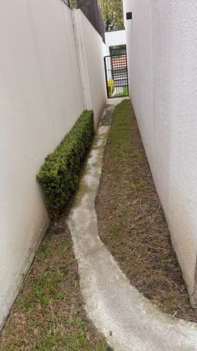 Excelente Casa En Venta En Fracc Las Misiones Frente A Parque Industrial Toluca 2000, Toluca, Méx