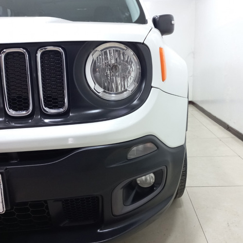 Imagen 4 de 17 de Jeep Renegade 1.8l Sport