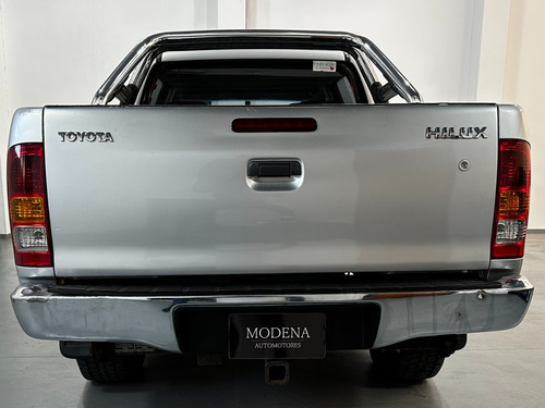 Imagen 5 de 19 de Toyota Hilux 3.0 Cd Srv Cuero 171cv 4x2 4x4 Srx Sr Amarok Dx