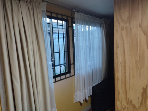 Casa En Los Fresnos, 3d, 2b Con Excelente Distribución