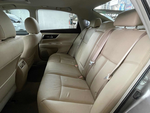 Imagen 8 de 13 de Nissan Altima 2013 3.5 Exclusive V6 Piel Cvt
