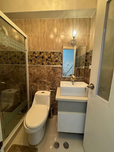 Hermoso Apartamento Ubicado Urb. La Esperanza En Venta