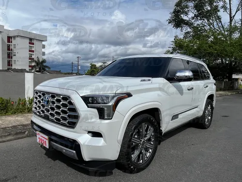 Toyota Sequoia 3.5 V6 Capstone