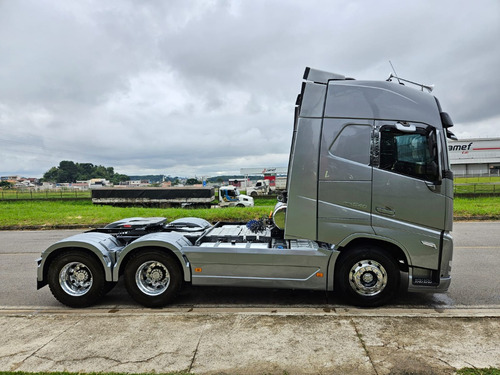 Volvo Fh 540 6x4 Bug Leve Mola Globetrotter Pct Lc Ano 22