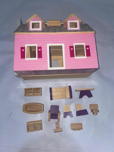 Casita De Juguete Con Muebles. Madera. Melissa And Doug