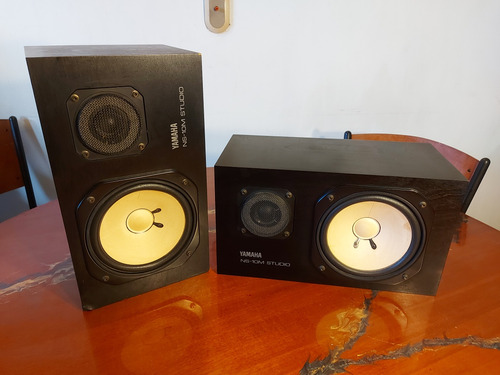 Cornetas De Estudio Yamaha Modelo Ns-10m Studio Excelentes.