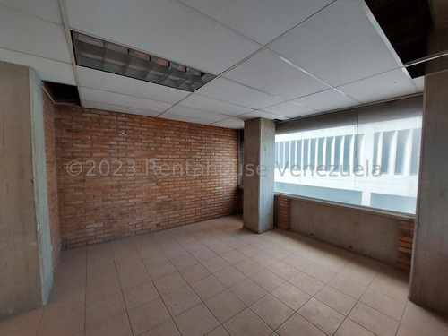Locales Comercial En Venta En Centro Barquisimeto Lara - %%m-c-t%% Cod. 23 Guion 1 8 8 2 9