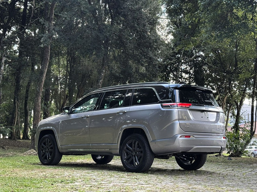 Jeep Commander 2.2 TURBO DIESEL OVERLAND AT9
