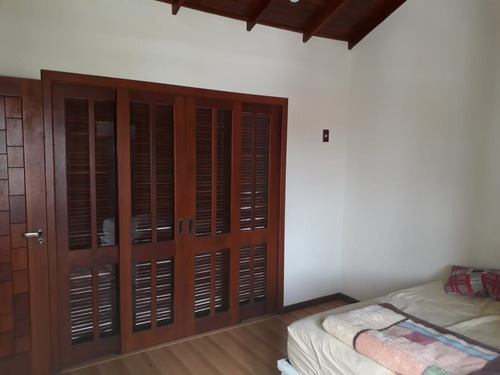 Imagem 17 de 20 de Belissima Casa De 3 Form Sendo Uma Suite Em Biguaçu - Ca0332