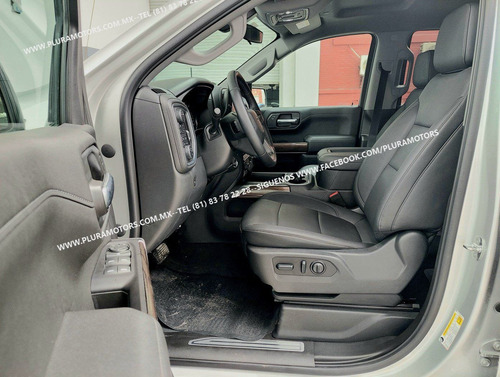 Imagen 9 de 15 de Chevrolet Cheyenne Crew Cab 4x4 Z71 Trail Boss 2021 Cam Rev
