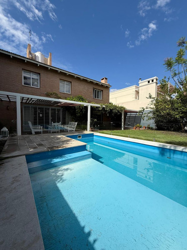 Casa En Venta Jardines Del Jockey