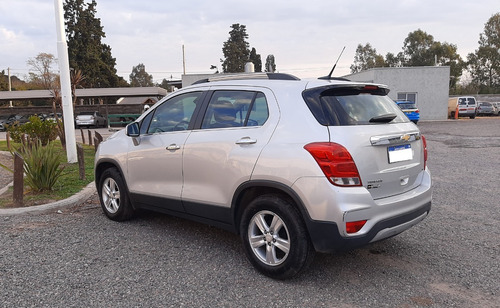 Imagen 5 de 9 de Chevrolet Tracker Ltz 2017 51.000km Primer Titular!