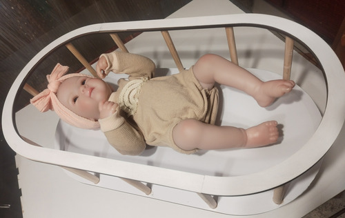Muñeca Reborn Baby - Mecedora