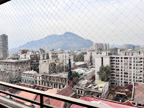 Luminoso Y Seguro Departamento Con Bodega A Pasos Del Metro