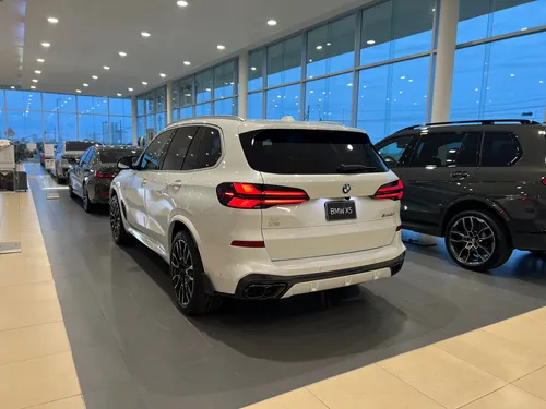 BMW X5 4.4 V8 M60I