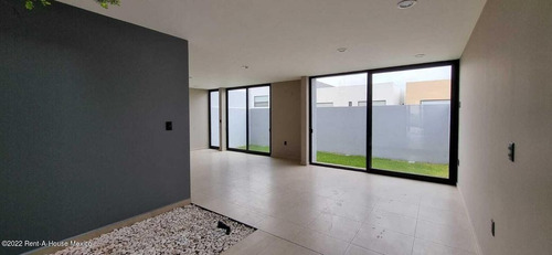 Imagen 5 de 30 de Casa De 4 Recamaras En Venta En Altozano, Querétaro!