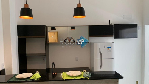 Imagem 6 de 23 de Ótimo Apartamento No Leme De 32m² - 7468