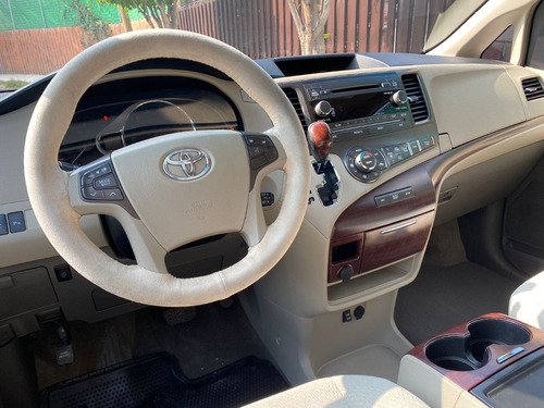 Toyota Sienna 3.5 Xle Mt