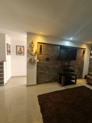 Imagen 2 de 17 de Bello Apartamento En Venta Edificio Loft 202, Campo B, Puerto Ordaz