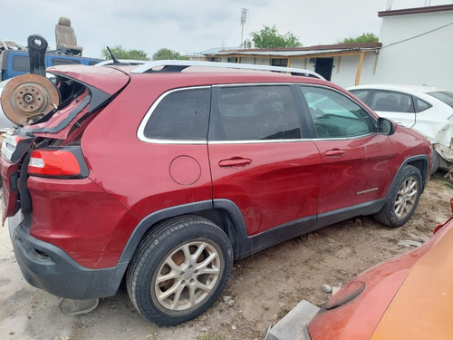 Jeep Cherokee Latitude 2014 (en Partes) 2014 - 2018 2.4l 4x4