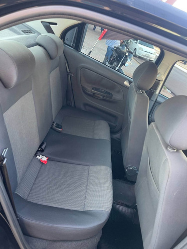 Imagem 5 de 5 de Volkswagen Voyage 1.6 Mi City 8v Flex 4p Manual