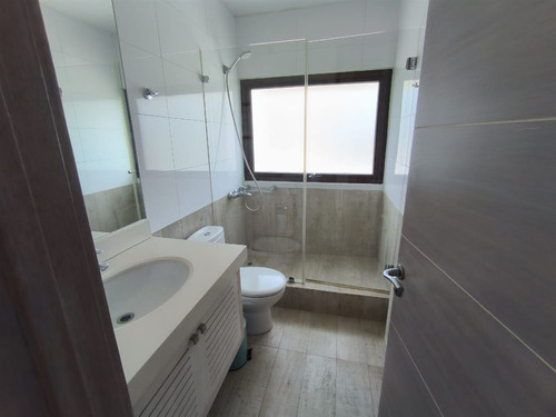 Departamento En Venta De 4 Dorm. En Zapallar