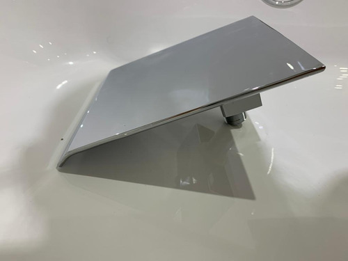 Cascada Aloha®de Diseño Slim Para Piscinas Entrada De 3/4