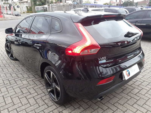 Volvo V40 T4