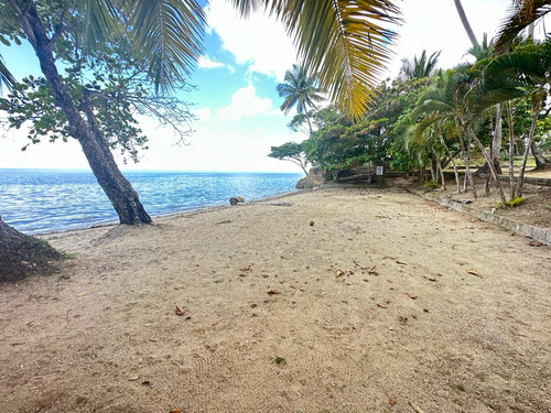 En Samaná, Republica Dominicana, Villas Listas Para Mudarse, 1 Habitación, Sala, Comedor, Cocina, Terraza Techada Y Patio En El Residencial Bahía De Los Dioses!