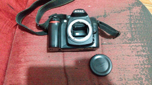 Câmera Digital Nikon D50 Sem Lente (não Sei Se Funciona)