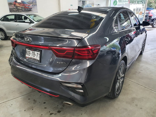 Imagen 7 de 15 de Kia Forte Gt Line 2020