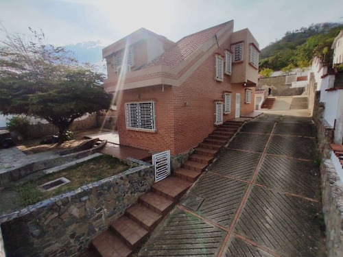 Se Vende Casa En Colinas De Guataparo Civr