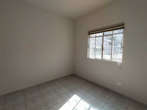 Imagem 13 de 26 de Casa Térrea Para Locação E Venda, Com Três Dormitórios, Piscina E Churrasqueira Na Avenida Santos Dumont, Jd. Boa Vista. - Pr - Ca1299_gprdo