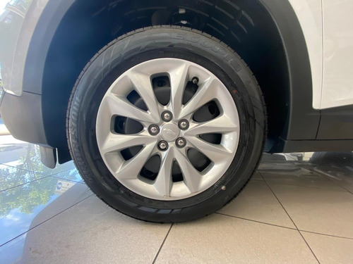 Imagen 10 de 14 de Chevrolet Tracker At