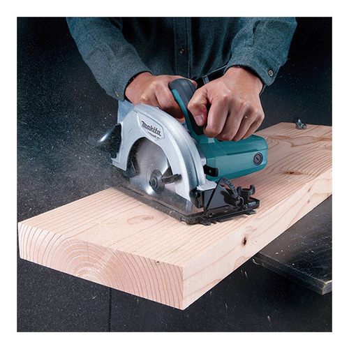 Sierra Circular 190mm 7-1/2'' 1050w Makita M5802b