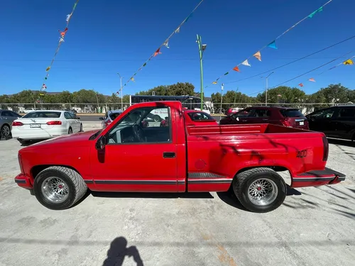 Chevrolet Cheyenne 5.3 2500 Cab Reg Paq N 4x2 Mt