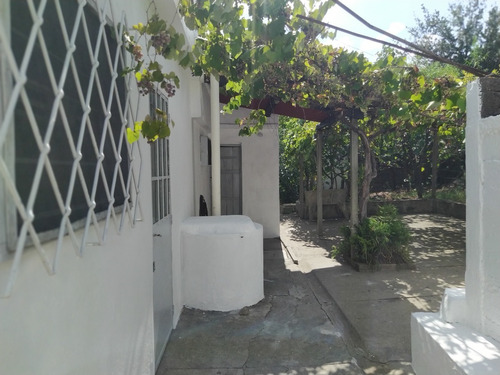 Dueño Alquila Casa Semiamoblada En Ciudad De Durazno Con Amplio Terreno
