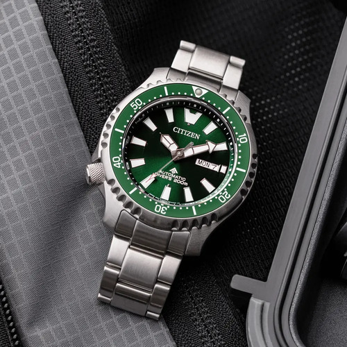 Citizen Ny0151-59x Promaster Automatic Green Dial Color de la correa Plateado Color del bisel Verde Color del fondo Verde