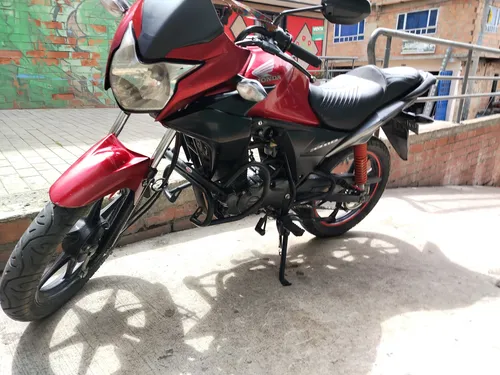 Se Encuentra Ubicada En Bogotá En Candelaria La Nueva