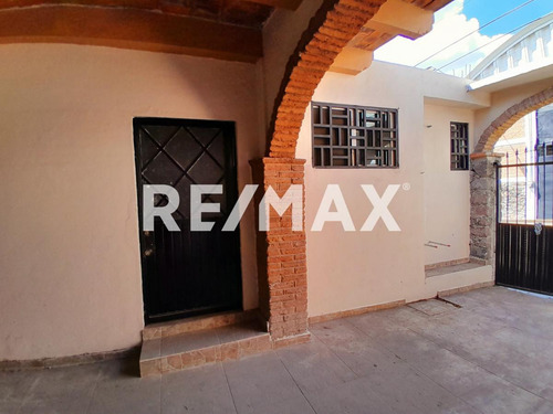 Casa En Venta En Santa Rosa Jauregui