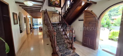 Casa Caurimare 25-20431 R.e