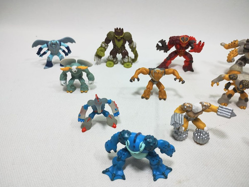 Lote Miniaturas Boneco Gormit 21 Unidades Para Colecionador (Usado)