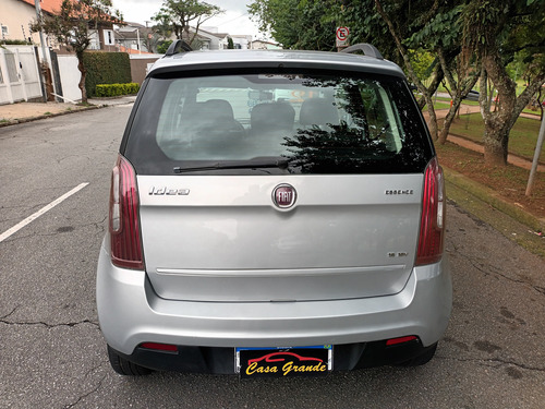 Fiat Idea 1.6 16v Essence Flex 5p