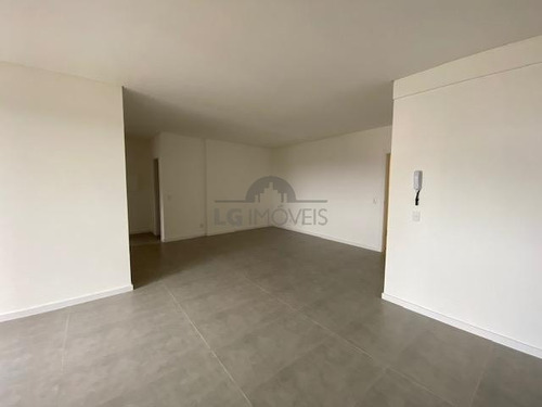 Apartamento No Anita Garibaldi Com 3 Quartos Para Venda, 107 M² - Lg7802