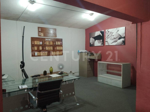 Inmueble Producrivo En Renta, Excelente Ubicacion.