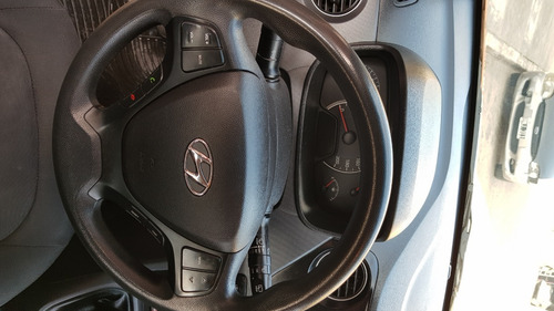Imagen 10 de 15 de Hyundai I10