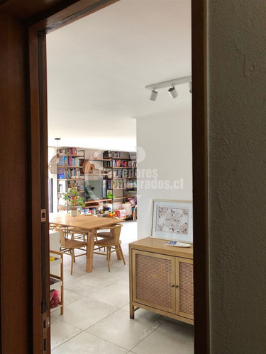 Lindo Y Amplio Dpto Venta De 2 Dorm. A Pasos Metro Linea 1