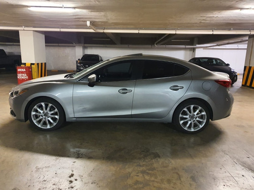 Imagen 4 de 8 de Mazda 3 2015