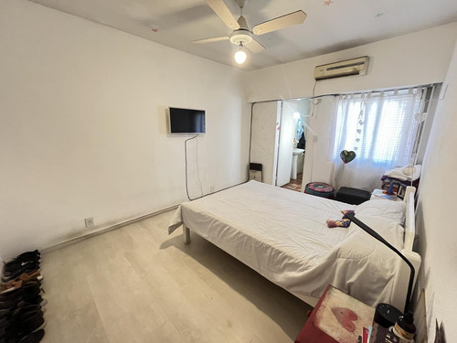 Venta Departamento De Pasillo De 2 Dormitorios En España Y Hospitales